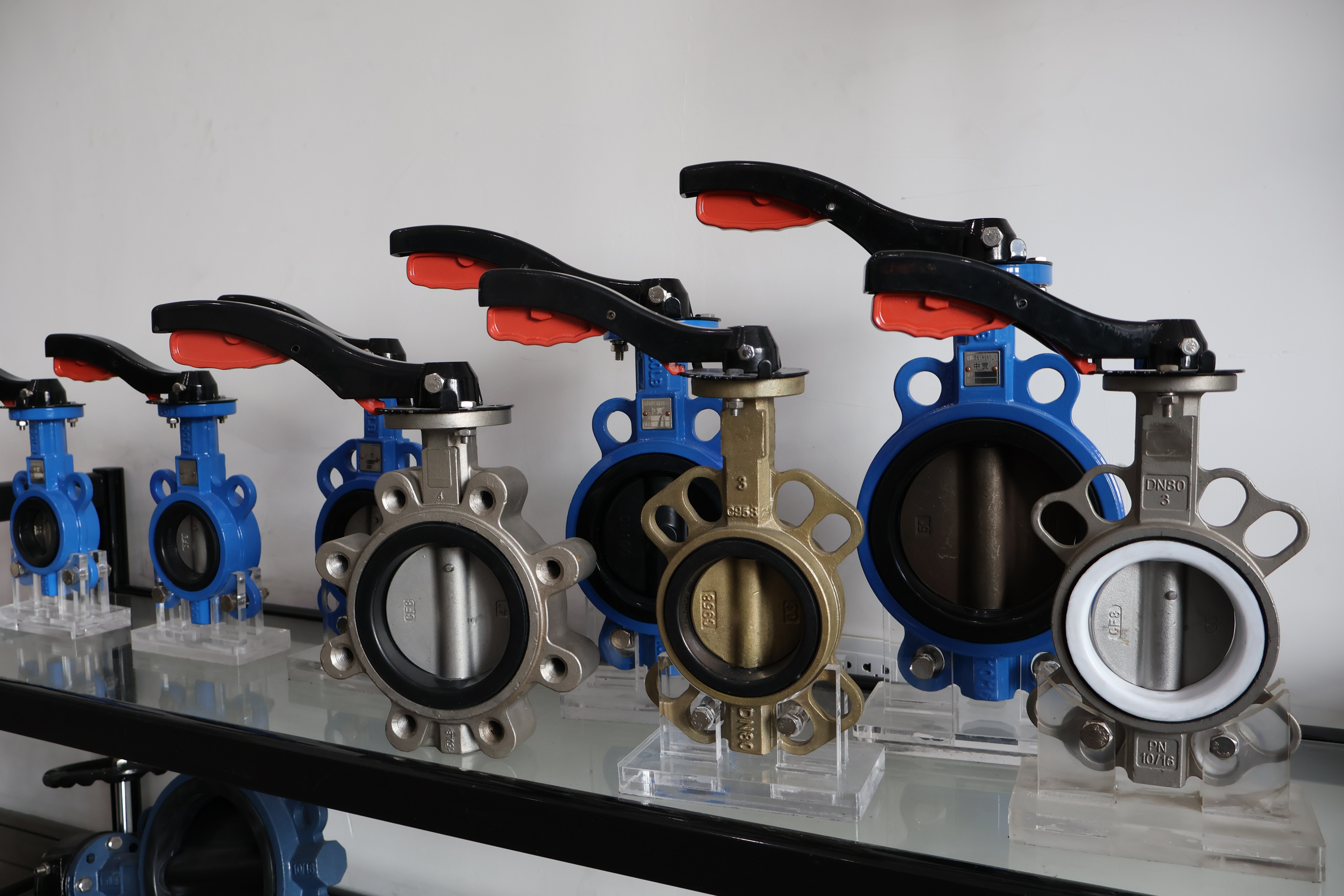 Πράγματα που πρέπει να γνωρίζετε όταν αγοράζετε βαλβίδες: Μην σπαταλάτε τα χρήματά σας στο σκοτάδι!